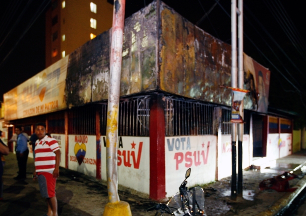 quemada casa del psuv en barcelona-Fidel Ernesto Vasquez (2)